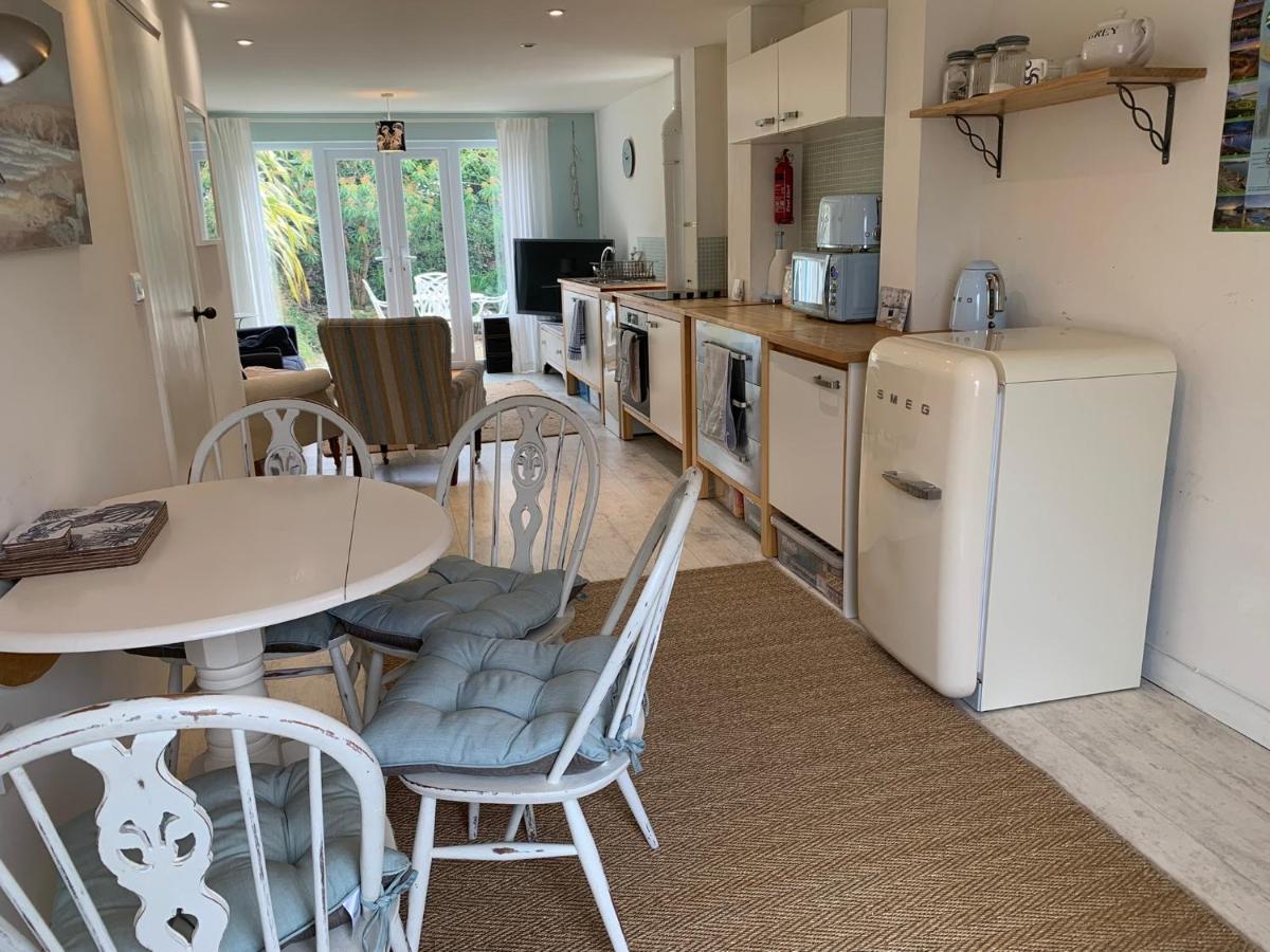 Little Karenza Is The Perfect Cornish Getaway Villa Saint Anthony Exterior photo